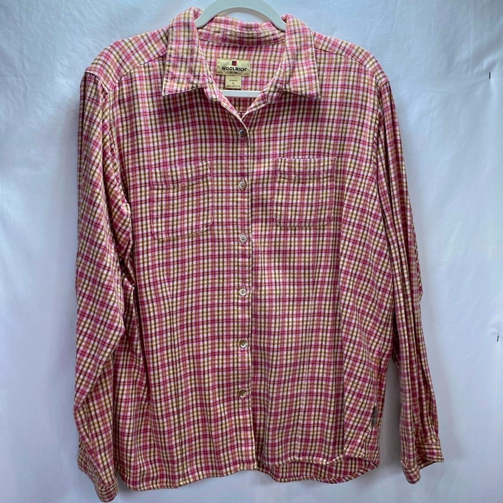 Woolrich Woman’s Pink & Cream Plaid Flannel Shirt Top, Size XL.